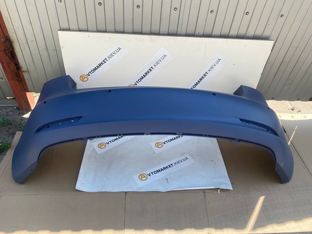 Задній бампер PTS04001BA Signeda