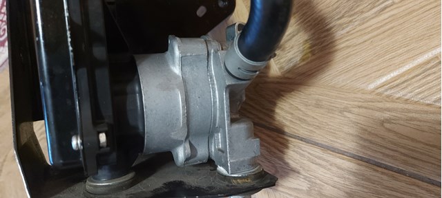 Масляний насос 9430A009 Mitsubishi