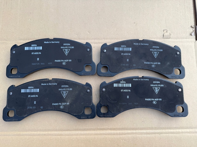 Гальмівні колодки Porsche 9Y0698151BG ціна, від 541.45 USD