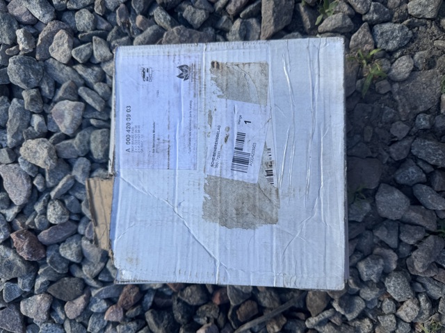 Гальмівні колодки Mercedes A0004203903 ціна, від 131.76 USD