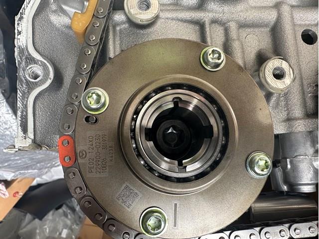 Зірка-шестерня розподільного валу двигуна, впускного Mazda PE02124X0
