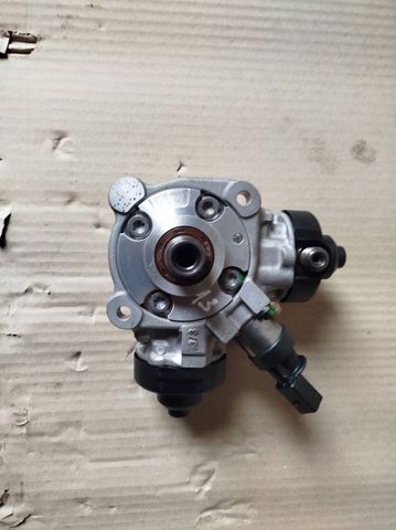 Насос паливний високого тиску Bosch 0445010668 ціна, від 524.49 USD