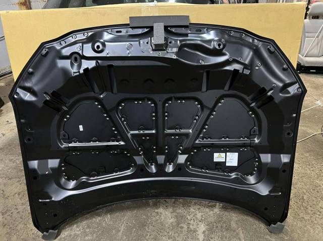 Капот Polcar 45L103 ціна, від 185.63 USD