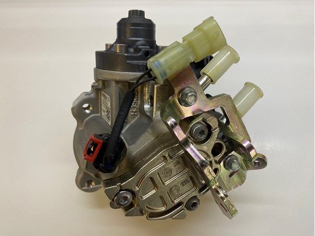 Купити FW939B395AA Land Rover Насос паливний високого тиску (ПНВТ) - DIESEL