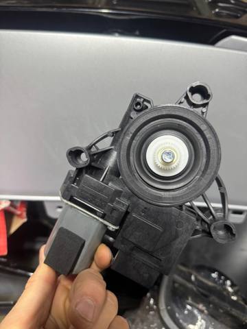 51358495871 BMW 
