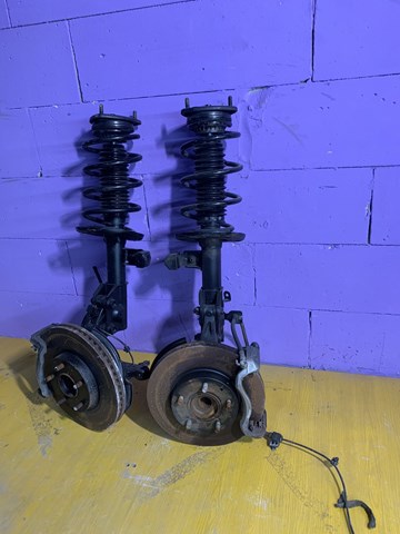 Стійка передня права Mazda DD1V34700B