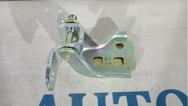 Петля передніх дверей Standart STD512