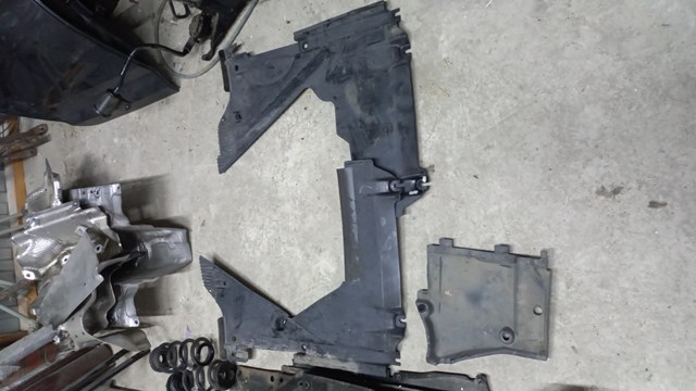 VAG 8W8825216 ціна, від 12.70 USD