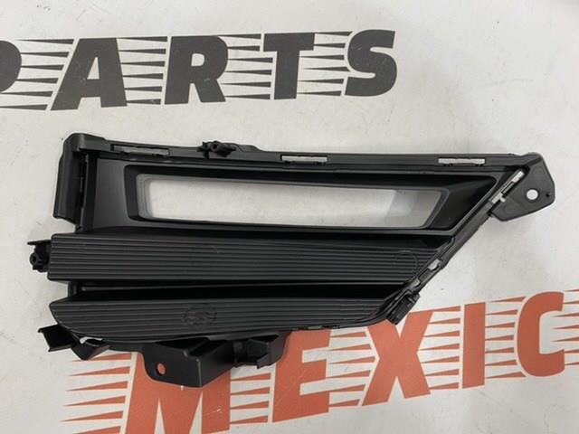 71156TPGA60 Honda Оправа протитуманки