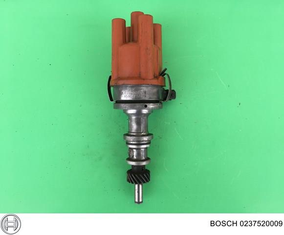 Трамблер Bosch 0237520009