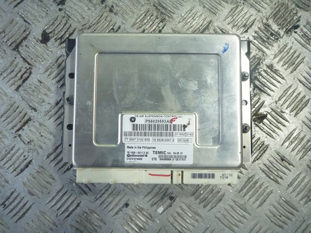  Chrysler 68245951AC ціна, від 687.43 USD
