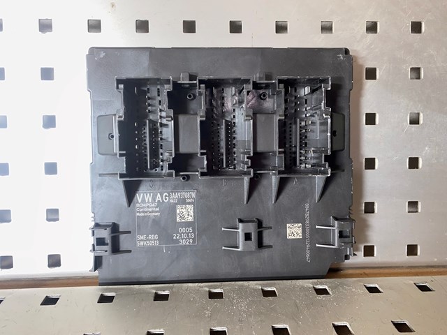 Блок комфорту VAG 3AA937087N ціна, від 25.17 USD