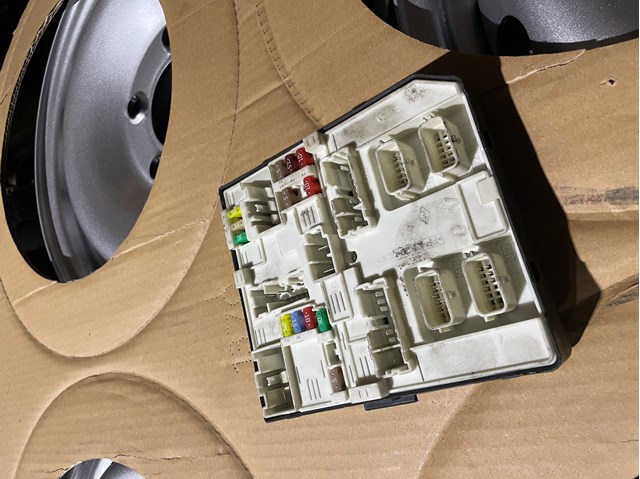 284B67365R Renault (RVI) 