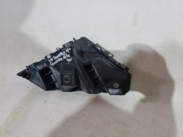 Направляюча переднього бампера, ліва FPS FP7458935 ціна, від 15.40 USD
