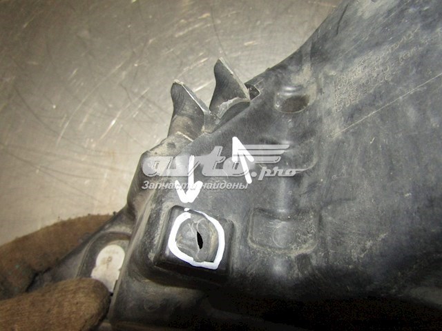 Фара правая Lada 8200744754 ціна, від 52.27 USD