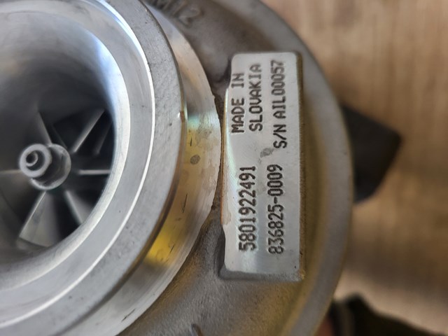 Купити 5801922491 Iveco Турбіна