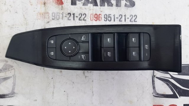 Кнопковий блок керування склопідіймачами передній лівий Nissan/Infiniti 254016RE0C ціна, від 49.89 USD