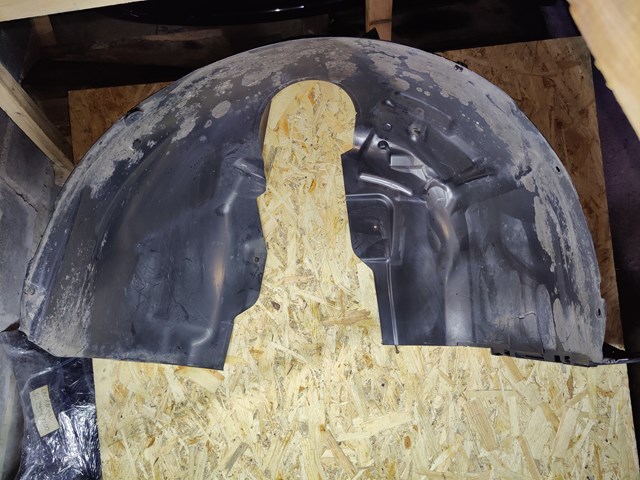 Подкрильнікі переднього крила, правий Audi Q3 позашляховик (F3B) (2018 - 2026) ціна, від 101.56 USD