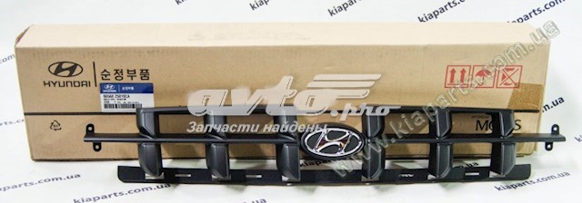 Решітка радіатора 865611A100 Hyundai/Kia
