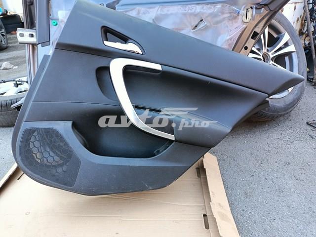 Двері задні, праві 22796348 General Motors