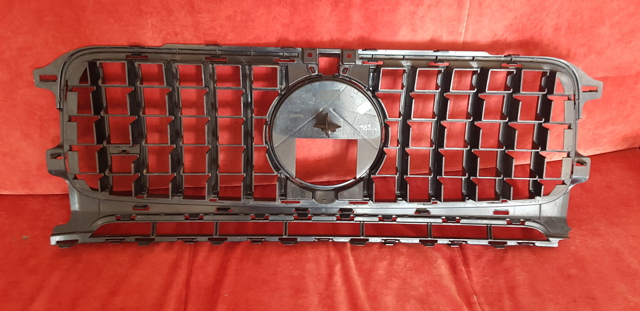 A4638885300 Mercedes Решітка радіатора