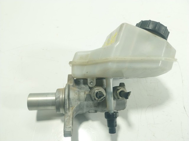 Головний гальмівний циліндр LR061403 Land Rover
