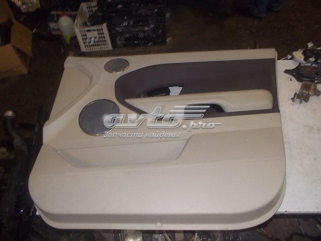 Купити LR028122 Land Rover 