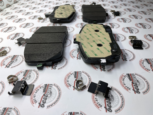  Mercedes A0004216402