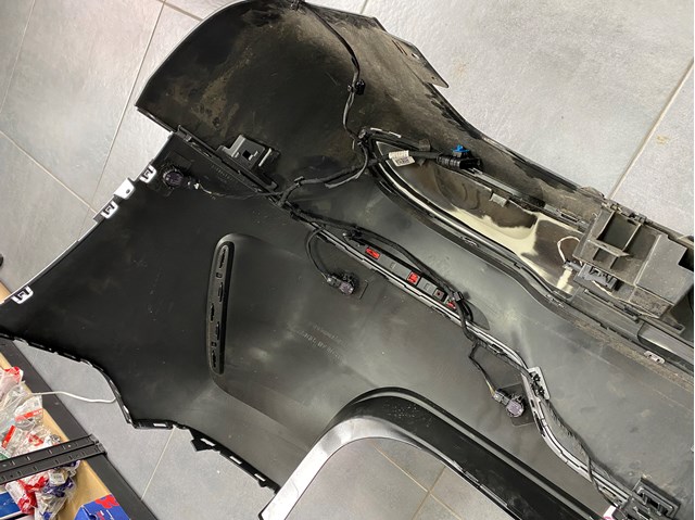 Бампер задній, нижня частина Mercedes A2948855700