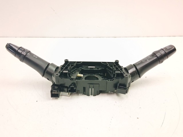 Купити 8617A013 Mitsubishi 