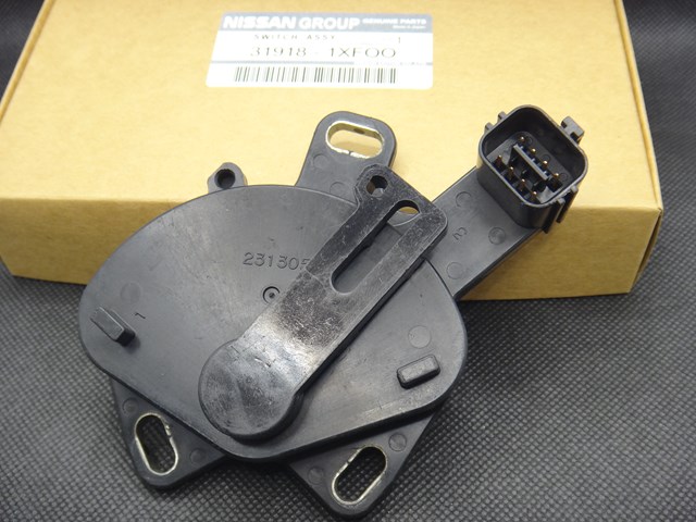 Датчик нейтральної передачі TQ33048 Tqparts