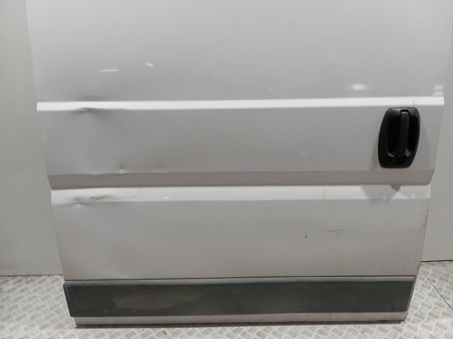 Двері бічні (зсувні), праві Fiat/Alfa/Lancia 53320681 ціна, від 325.93 USD