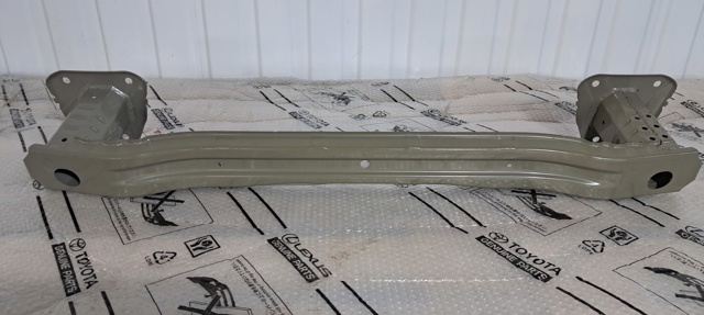 Купити 52023F4050 Toyota Буфер бампера заднього