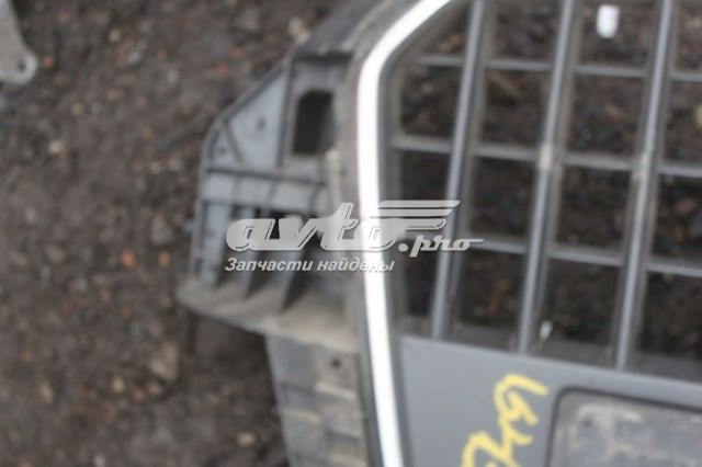 Решітка радіатора 8U0853651HT94 VAG