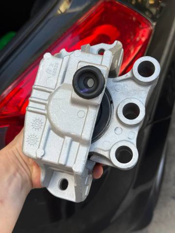 TQ55221 Tqparts Права подушка мотора