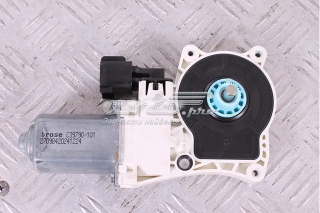 C39790101 Land Rover 