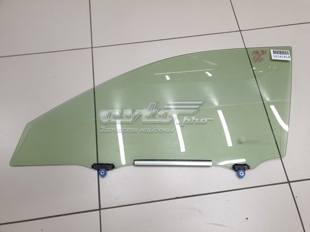 6810230830 Toyota Скло водійських дверей