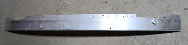 Шина бампера переднього FPS FP7214940 ціна, від 197.71 USD