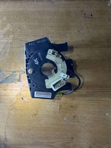 25560BT23A Nissan/Infiniti Шлейф Airbag