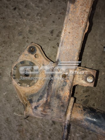 Купити 4010A34105 Ssang Yong Підрамник передній