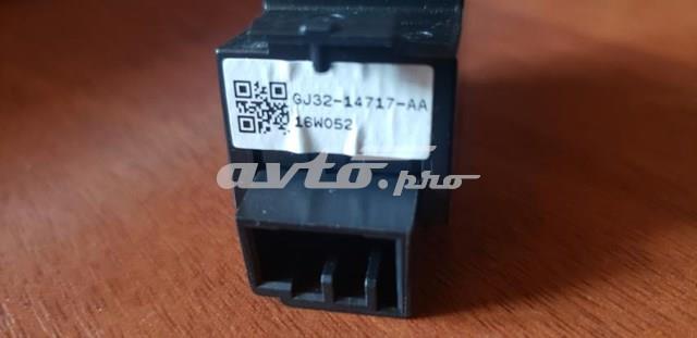 Купити LR025907 Land Rover 