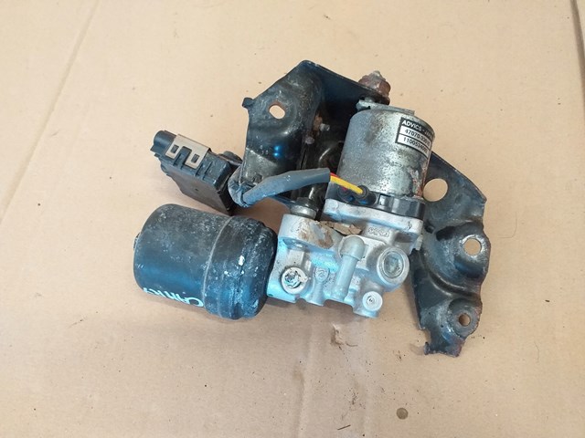 4707033010 Toyota Насос вакуумний