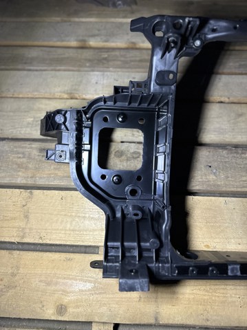 Панель передня Hyundai/Kia 64101L3000 ціна, від 361.08 USD