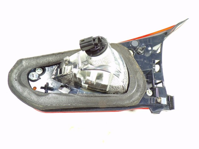BJF1513G0B Mazda Задня ліва внутрішня фара