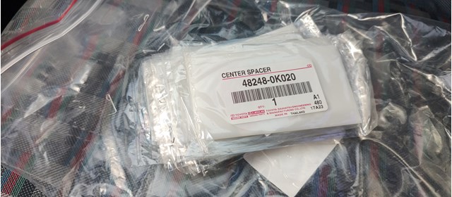 Подушка ресори міжлистова Toyota 482480K020 ціна, від 1.77 USD