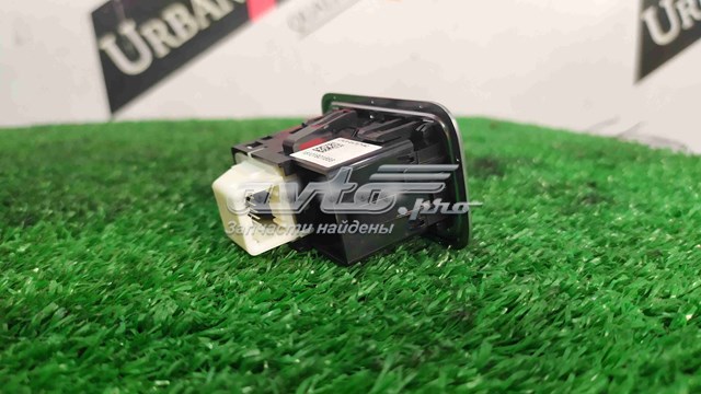 LR113043 Land Rover Кнопка підйомника переднього правого скла