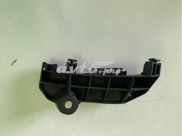 5256333040 Toyota Супорт/кронштейн кріплення заднього ліхтаря, лівий