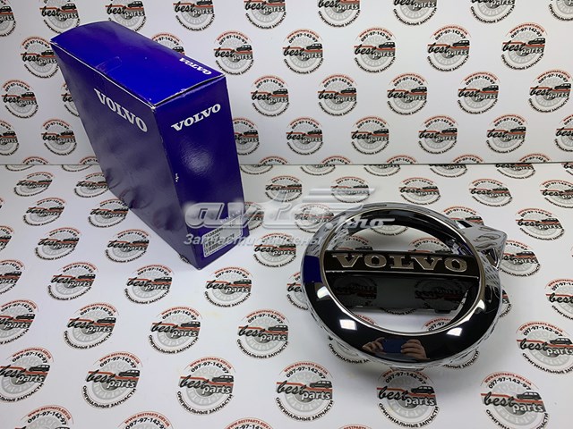 Емблема решітки радіатора 31383645 Volvo