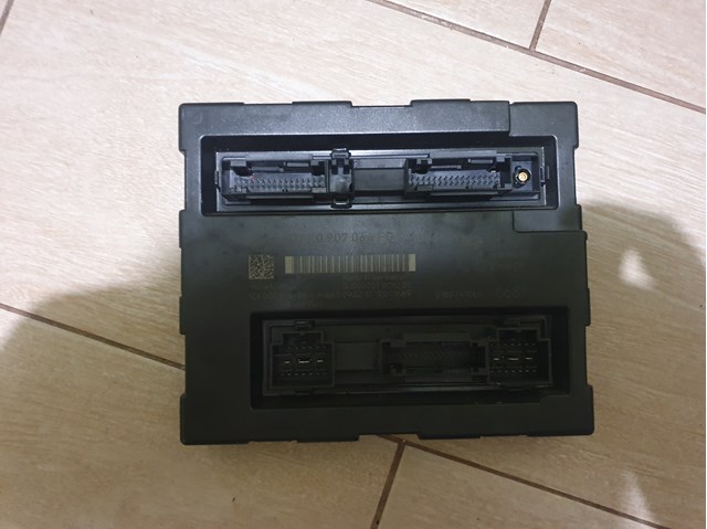 8K0907064FG VAG 
