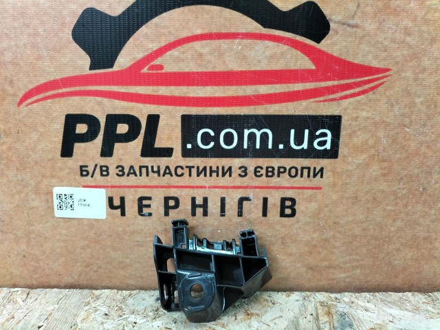 52155K0010 Toyota Кронштейн бампера заднього, правий